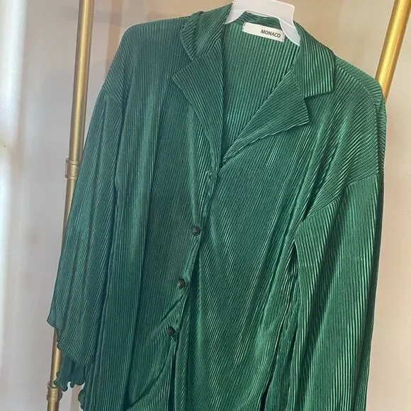 MONACO Suit Women Green 2 Pieces Shirt and pants set Sz L very comfortable NEW